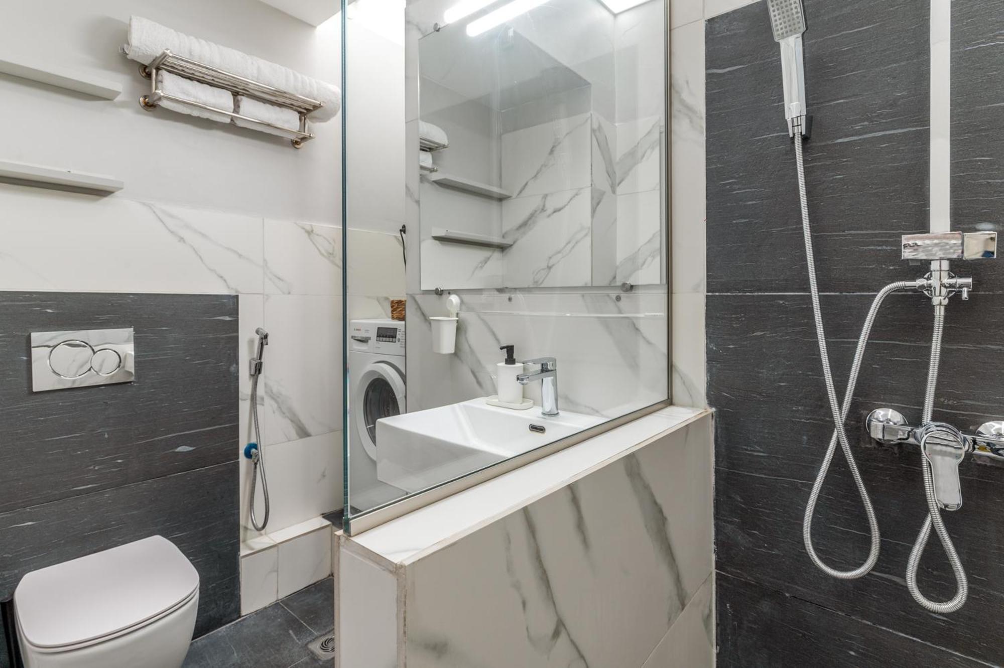 The Omonoia Modern, 3Bd Apartment Atene Esterno foto