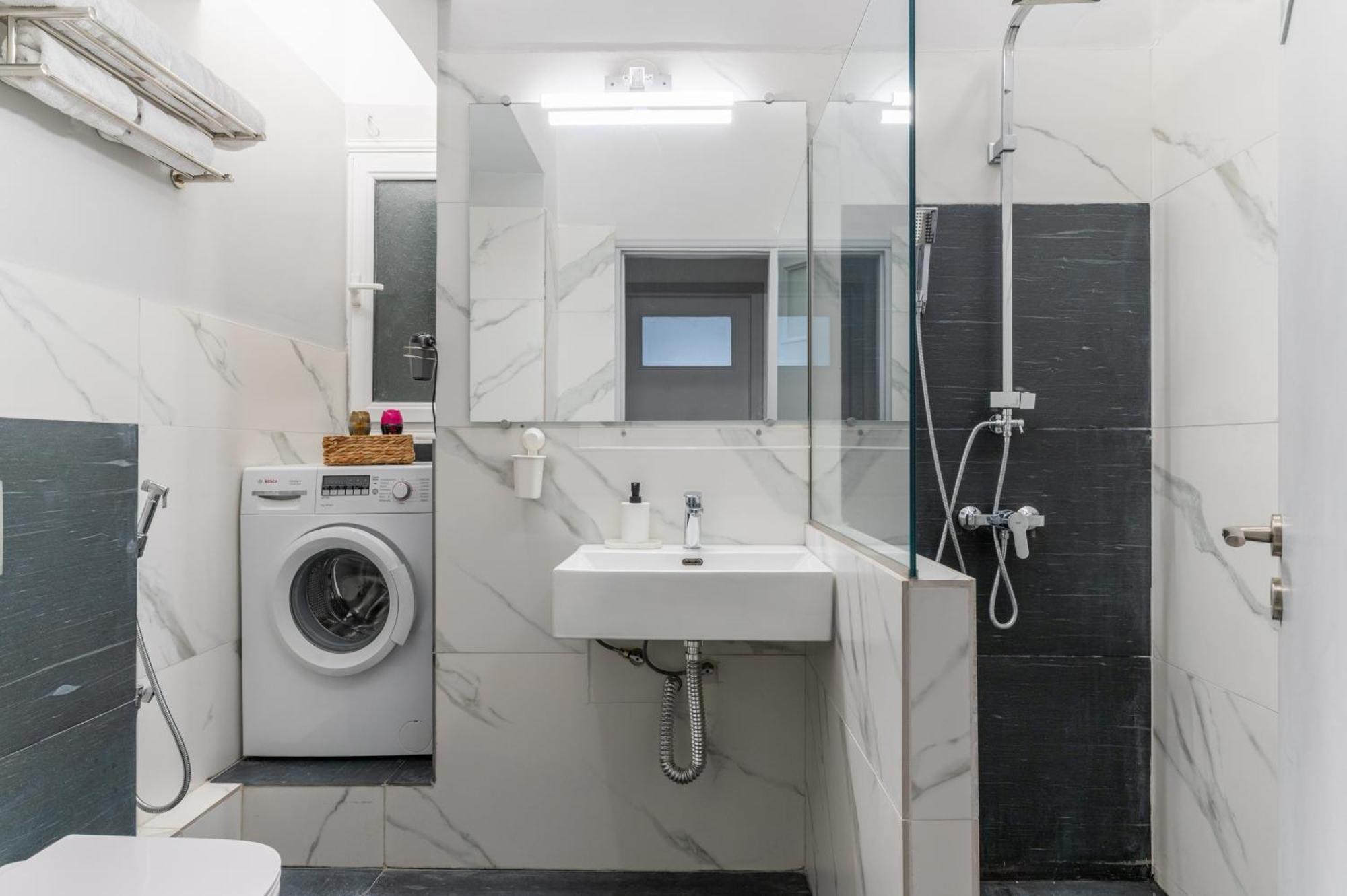 The Omonoia Modern, 3Bd Apartment Atene Esterno foto